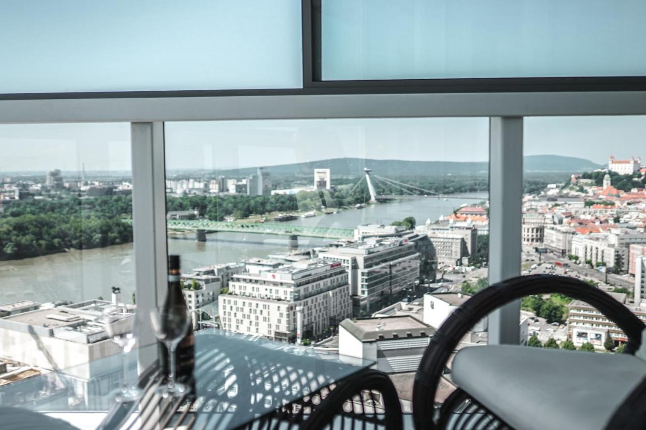 Voir Apartment Bratislava Exterior foto